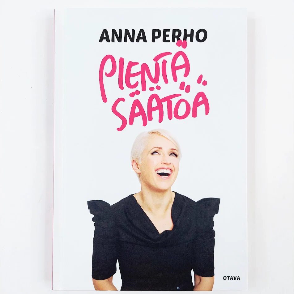 Anna Perho: Pientä säätöä