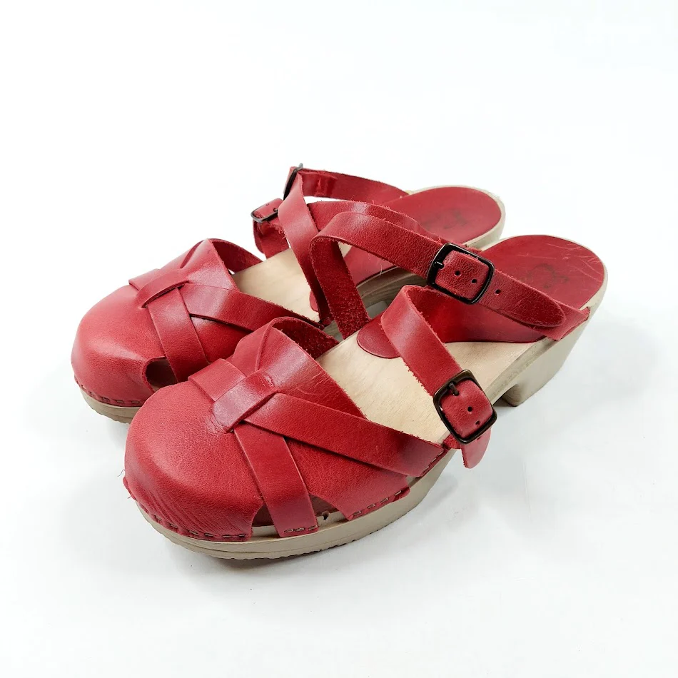 Calou Clogs-puukenkäsandaalit koko 38