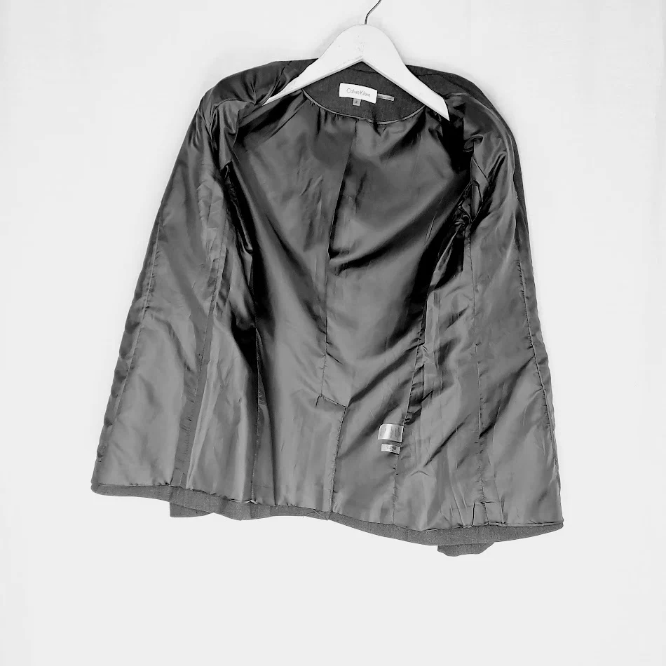 Calvin Klein bleiseri koko 34/36 - Image 3