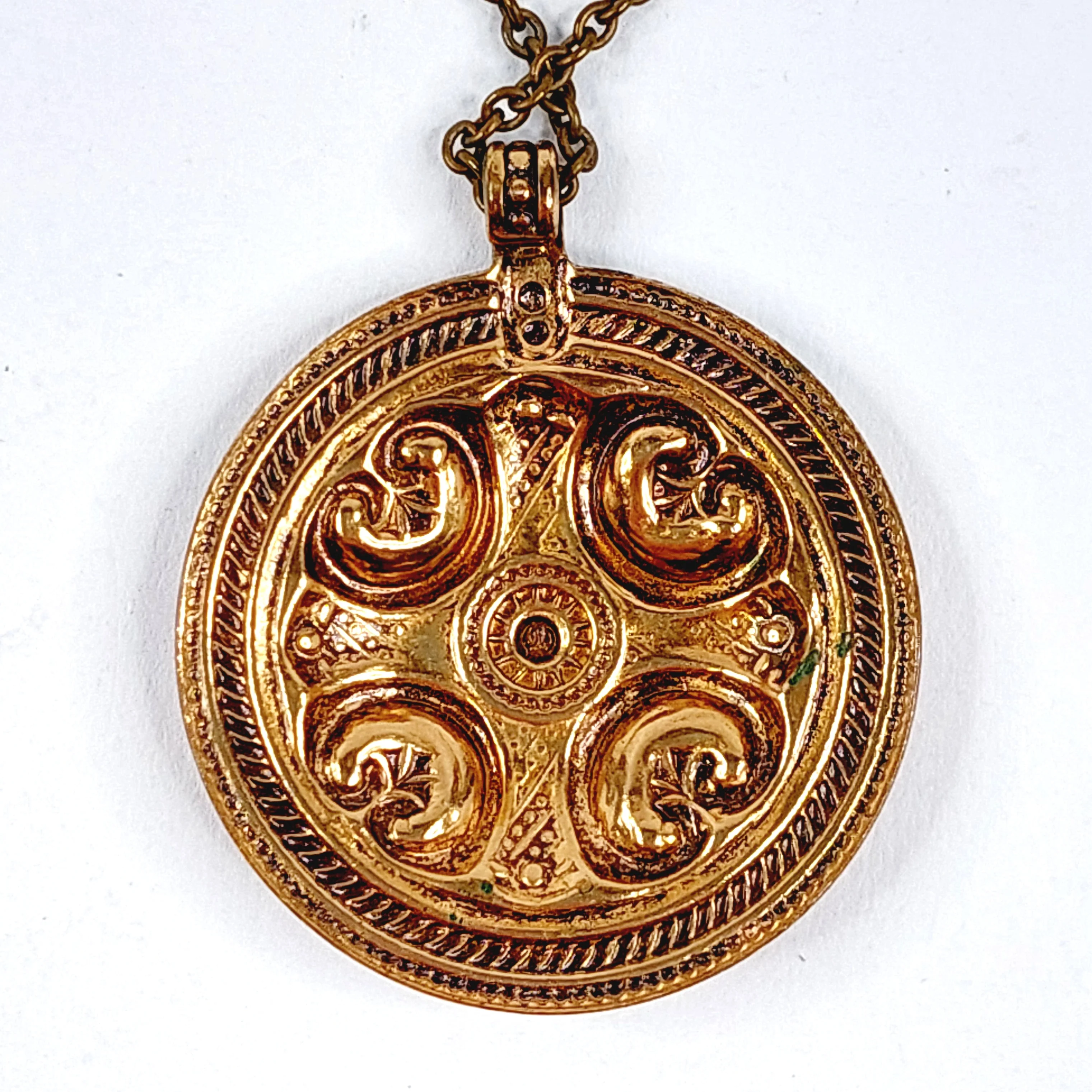 Kalevala Koru Räisälän riipus - Image 4