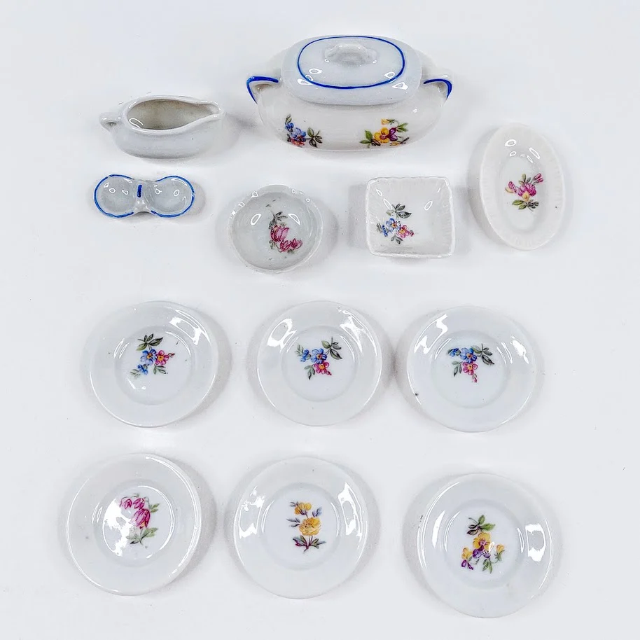 Miniatyyri posliiniastiasto nukkekotiin 12 osaa - Image 2