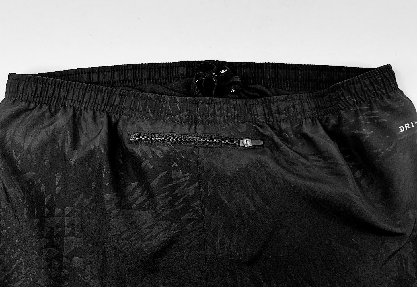Nike Dri-fit urheilushortsit koko M - Image 3