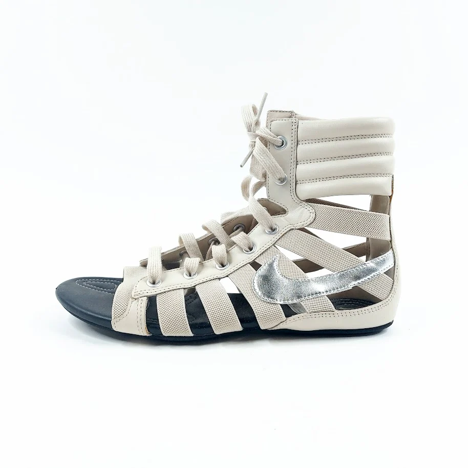 Nike Gladiator sandaalit koko 38 - Image 4
