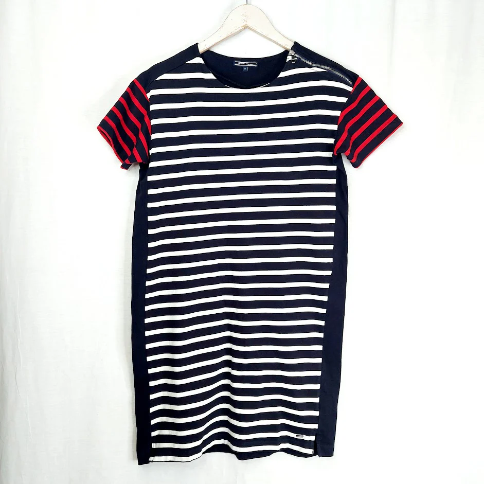 Tommy Hilfiger lyhythihainen trikoomekko koko M